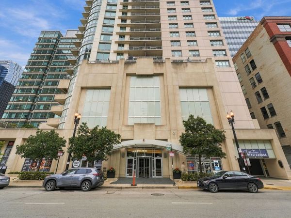 125 S JEFFERSON Street , Unit 2610, Chicago, IL 60661