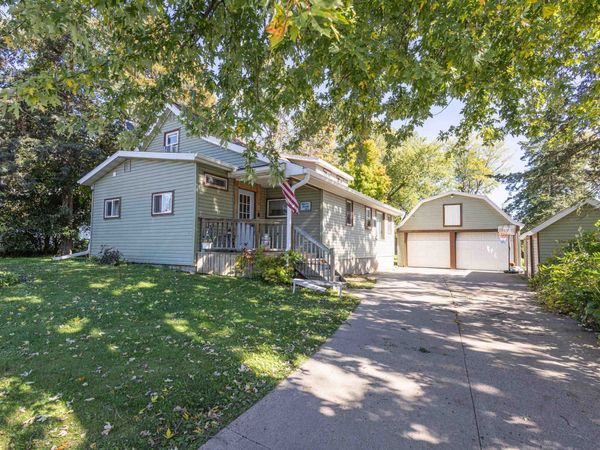 1125 Eastman Street, Platteville, WI 53818