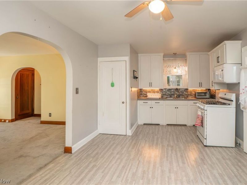 3609 Westview Avenue NW, Canton, OH 44709 Photo 9
