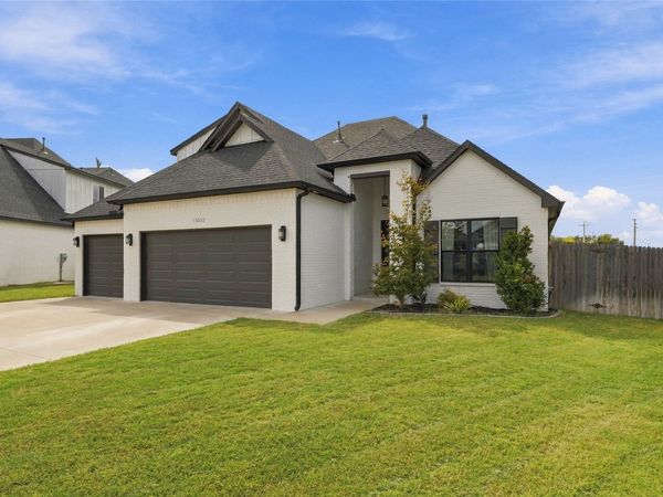 13032 S Cedar Street , Jenks, OK 74037
