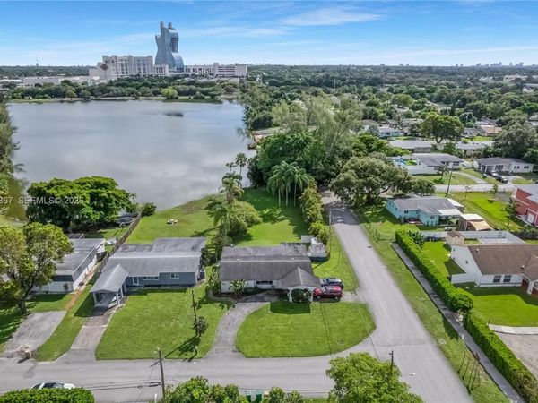 5630 SW 55th Ave , Davie, FL 33314