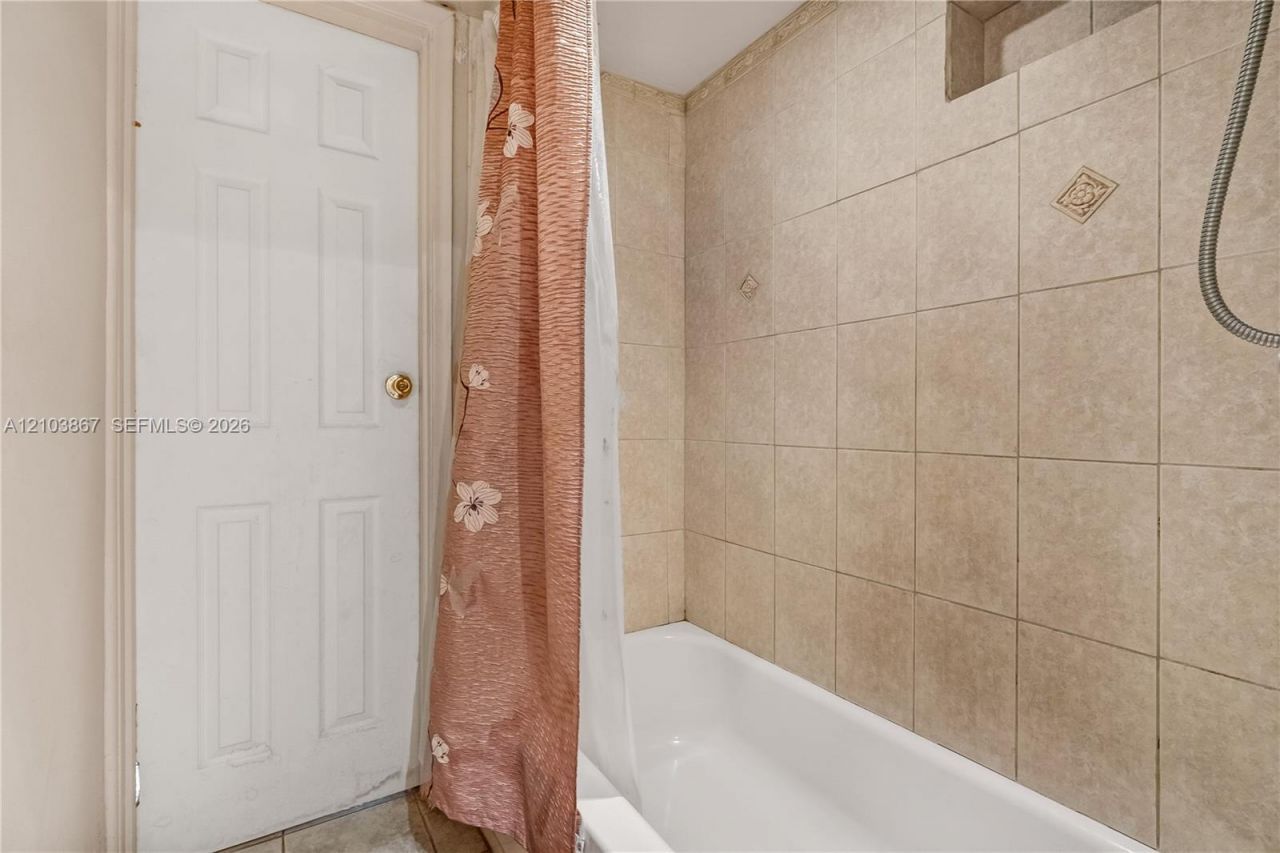 5630 SW 55th Ave , Davie, FL 33314 Photo