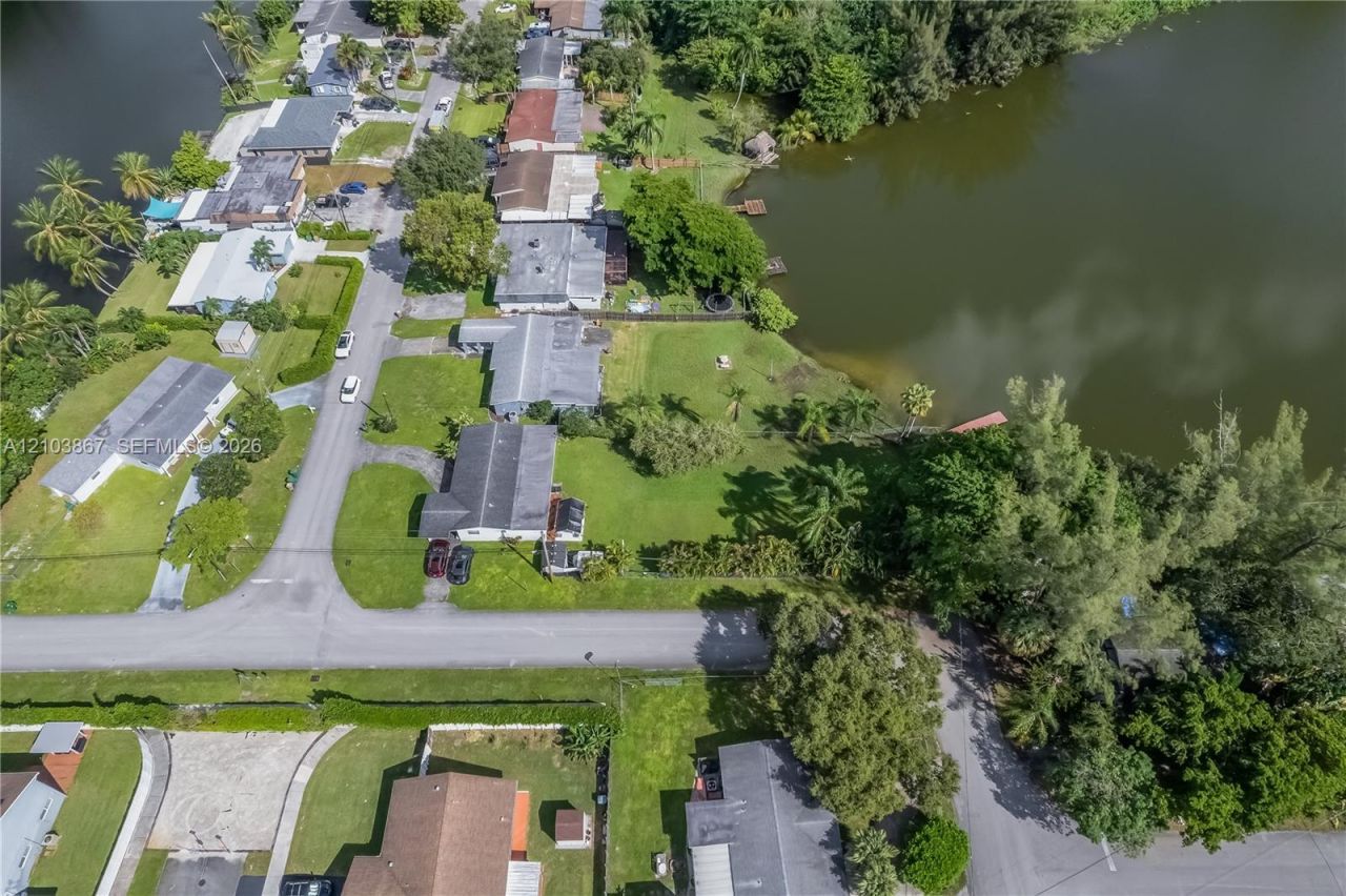 5630 SW 55th Ave , Davie, FL 33314 Photo