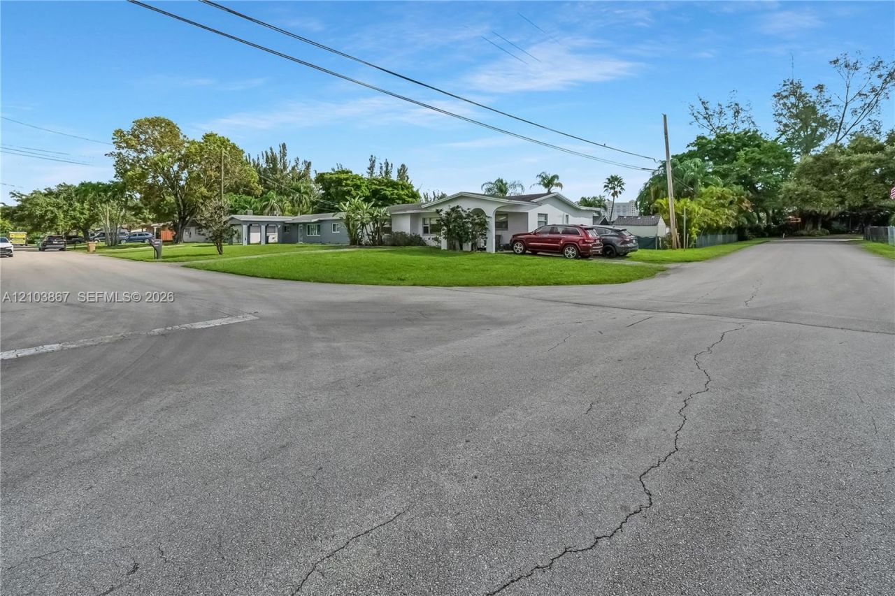 5630 SW 55th Ave , Davie, FL 33314 Photo