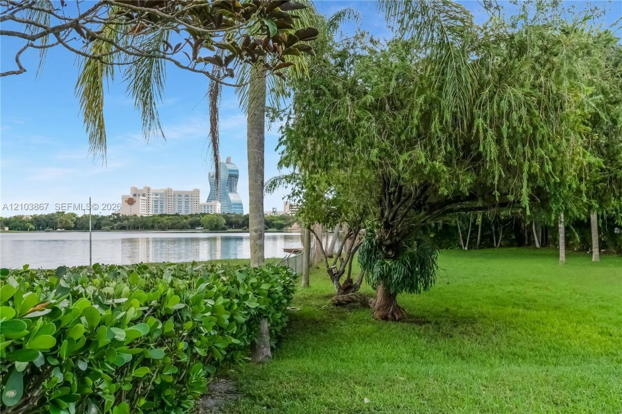 5630 SW 55th Ave, Davie, FL 33314 Photo