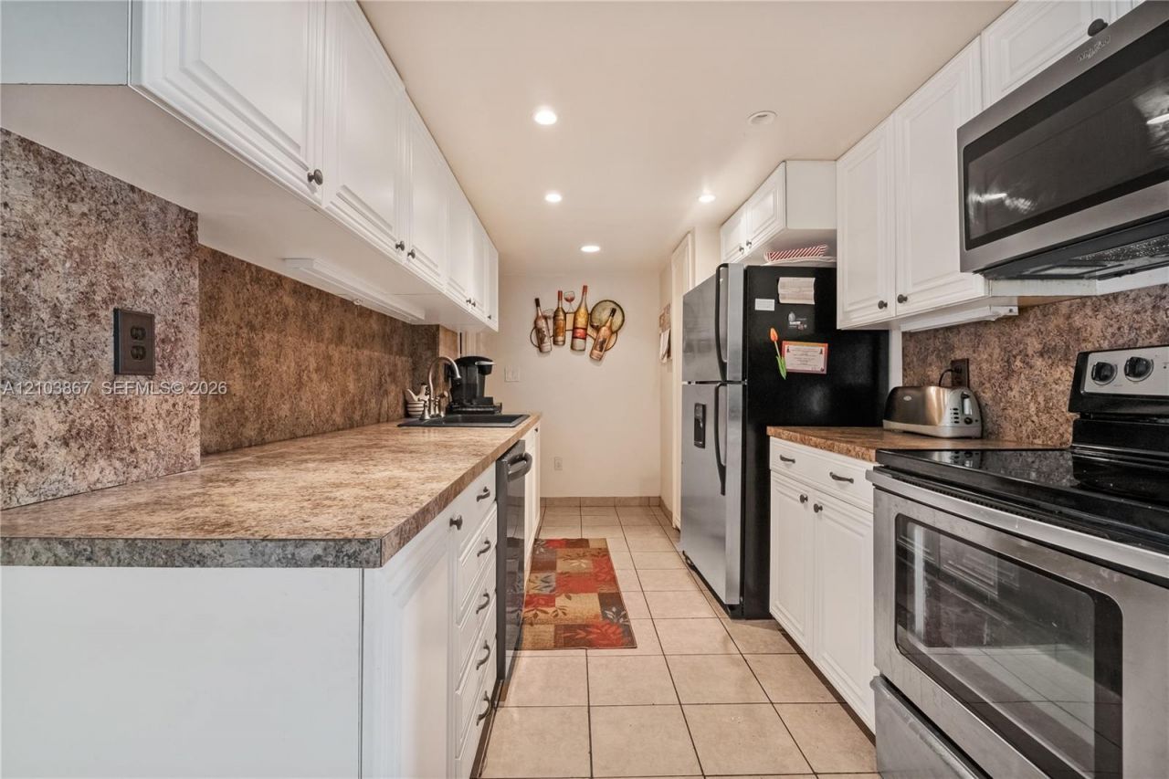 5630 SW 55th Ave, Davie, FL 33314 Photo
