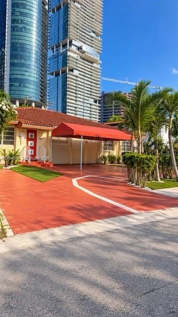18605 Atlantic Blvd , Sunny Isles Beach, FL 33160 Photo