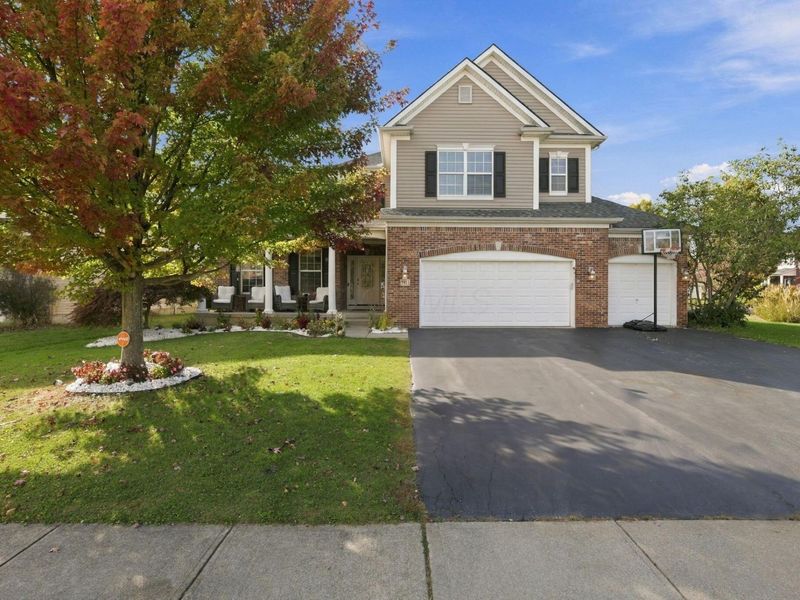 5911 Peridot Street , Grove City, OH 43123 Photo 2