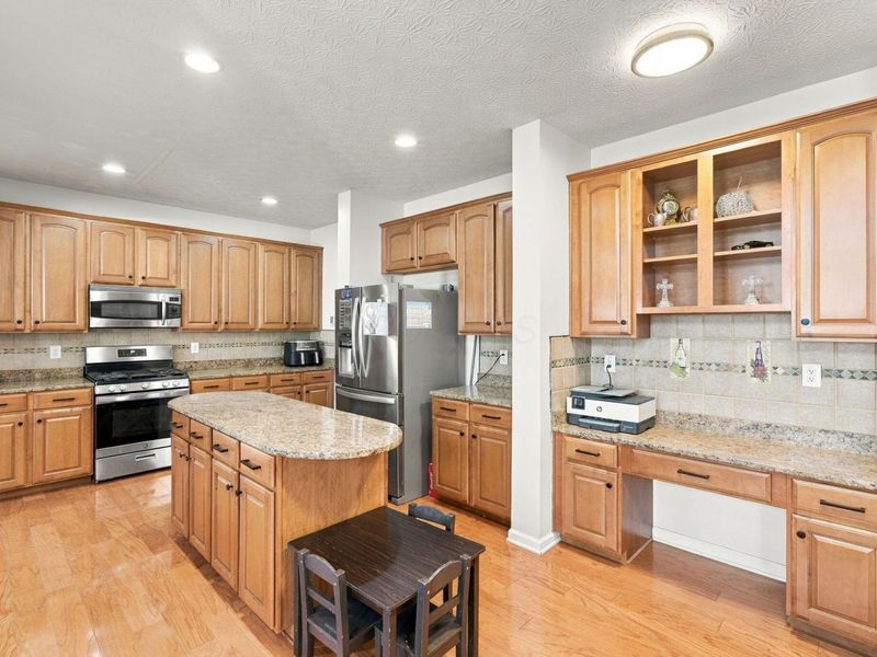 5911 Peridot Street , Grove City, OH 43123 Photo 24