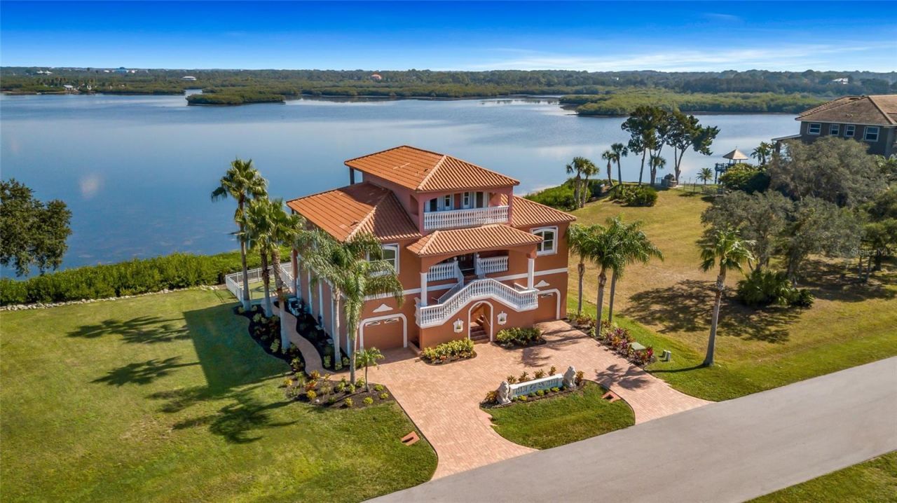 4613 Harborpointe Drive , Port Richey, FL 34668 Photo