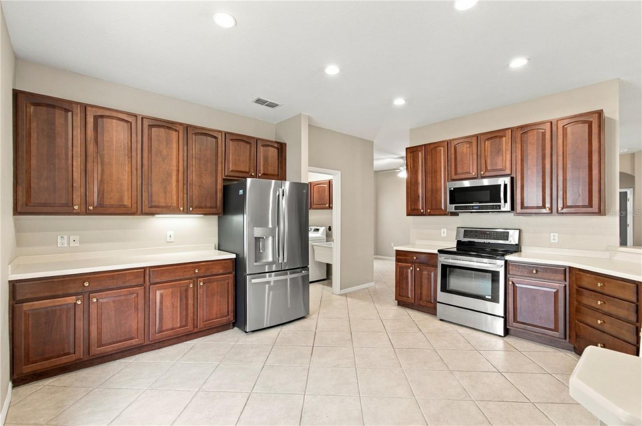 352 Hamrick Dr , Poinciana, FL 34759 Photo