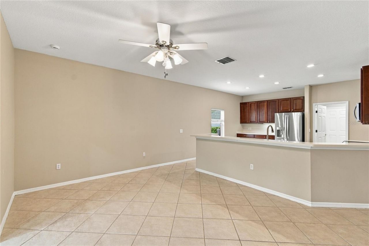 352 Hamrick Dr , Poinciana, FL 34759 Photo