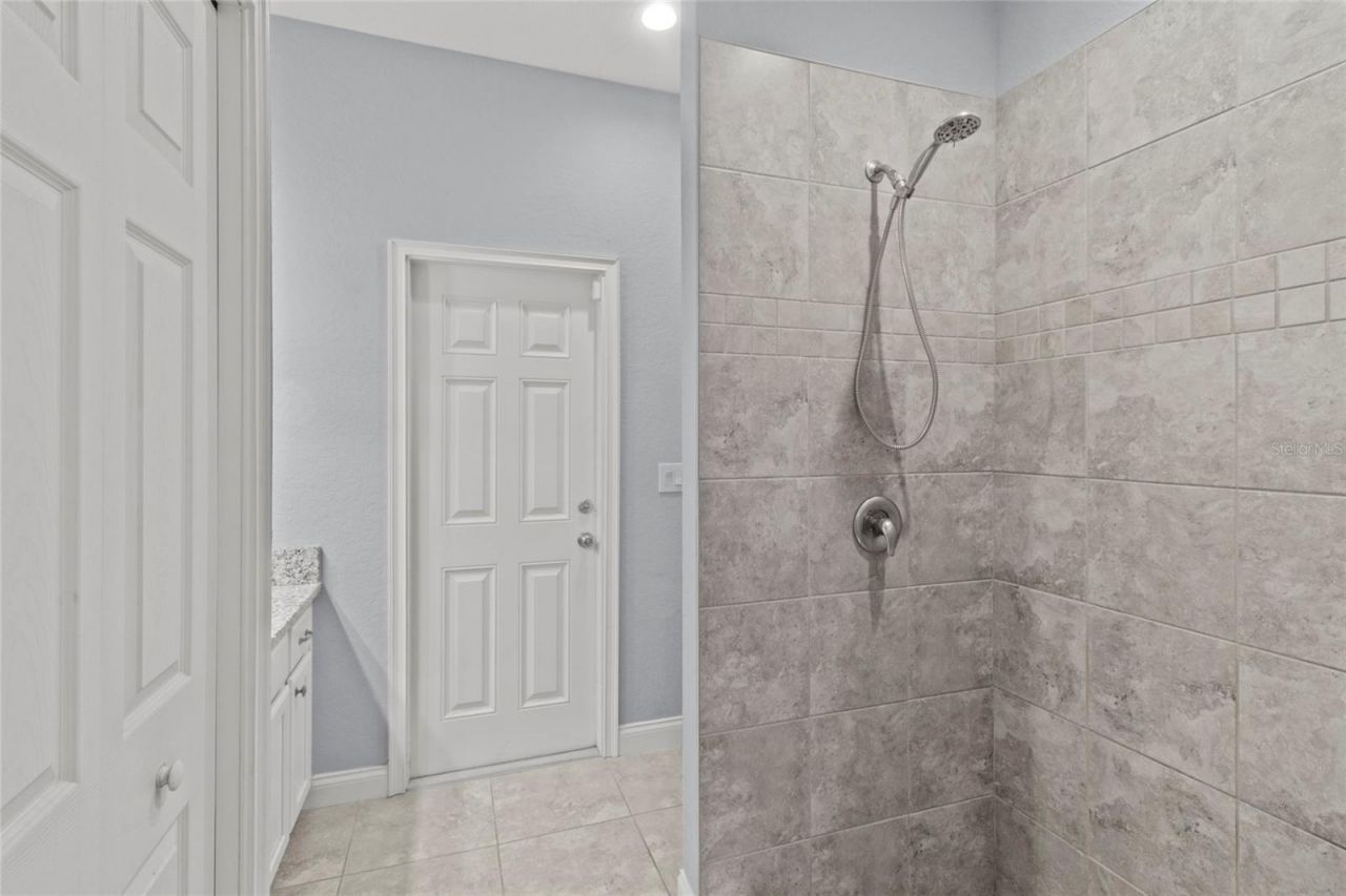 4412 Devinshire Fields Loop , Plant City, FL 33567 Photo