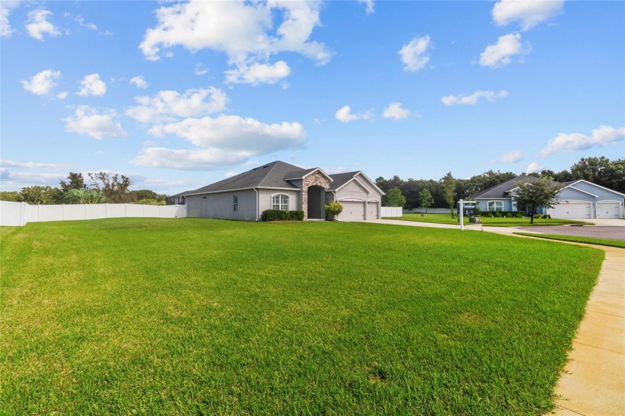 4412 Devinshire Fields Loop , Plant City, FL 33567 Photo