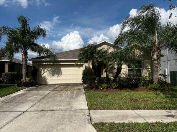 4908 BABBLING BROOK LANE , WIMAUMA, FL 33598