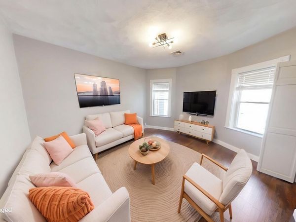 26 Elder St, Unit 2, Boston, MA 02125