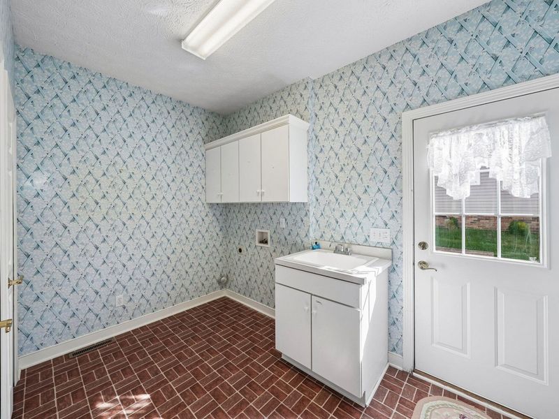 107 Blackberry Drive, Hudson, OH 44236 Photo 17