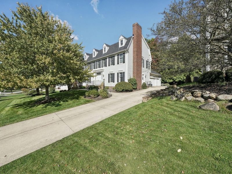 107 Blackberry Drive, Hudson, OH 44236 Photo 3