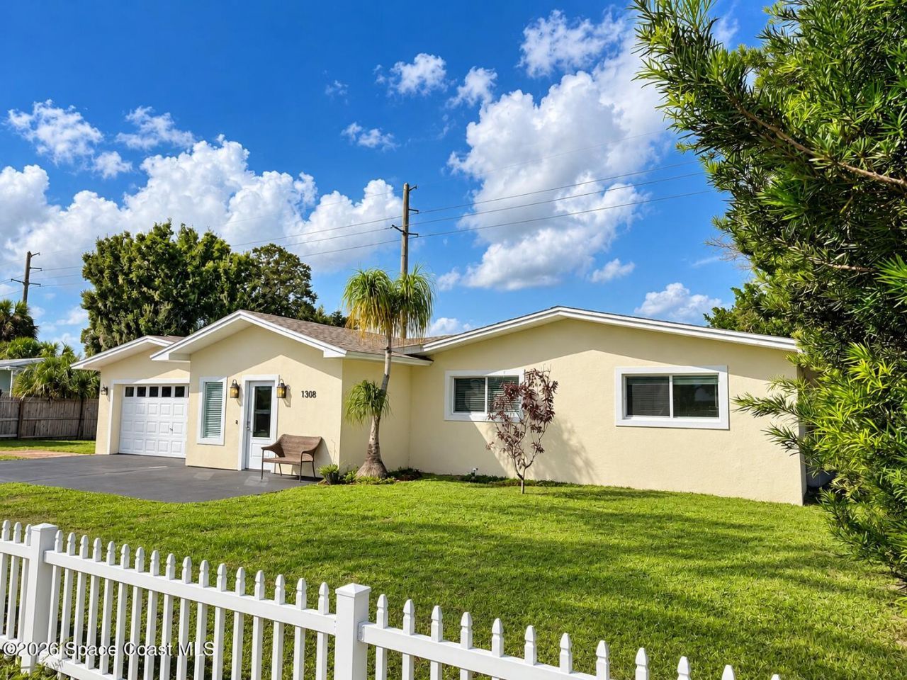 1308 Sun Circle W, Melbourne, FL 32935 Photo