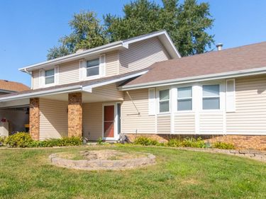 3720 Pinehill Road, Bellevue, NE 68123