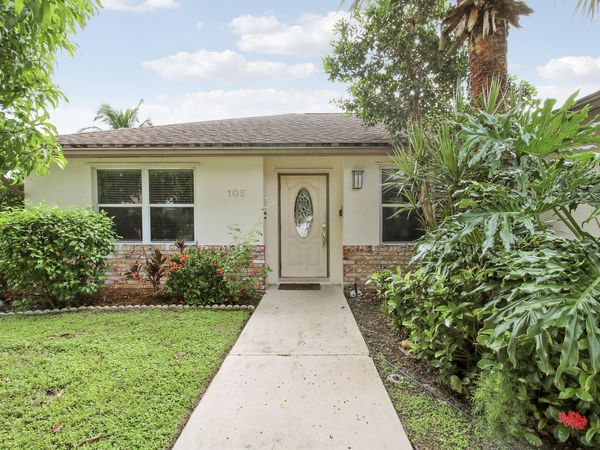 105 Raintree Trail, Jupiter, FL 33458