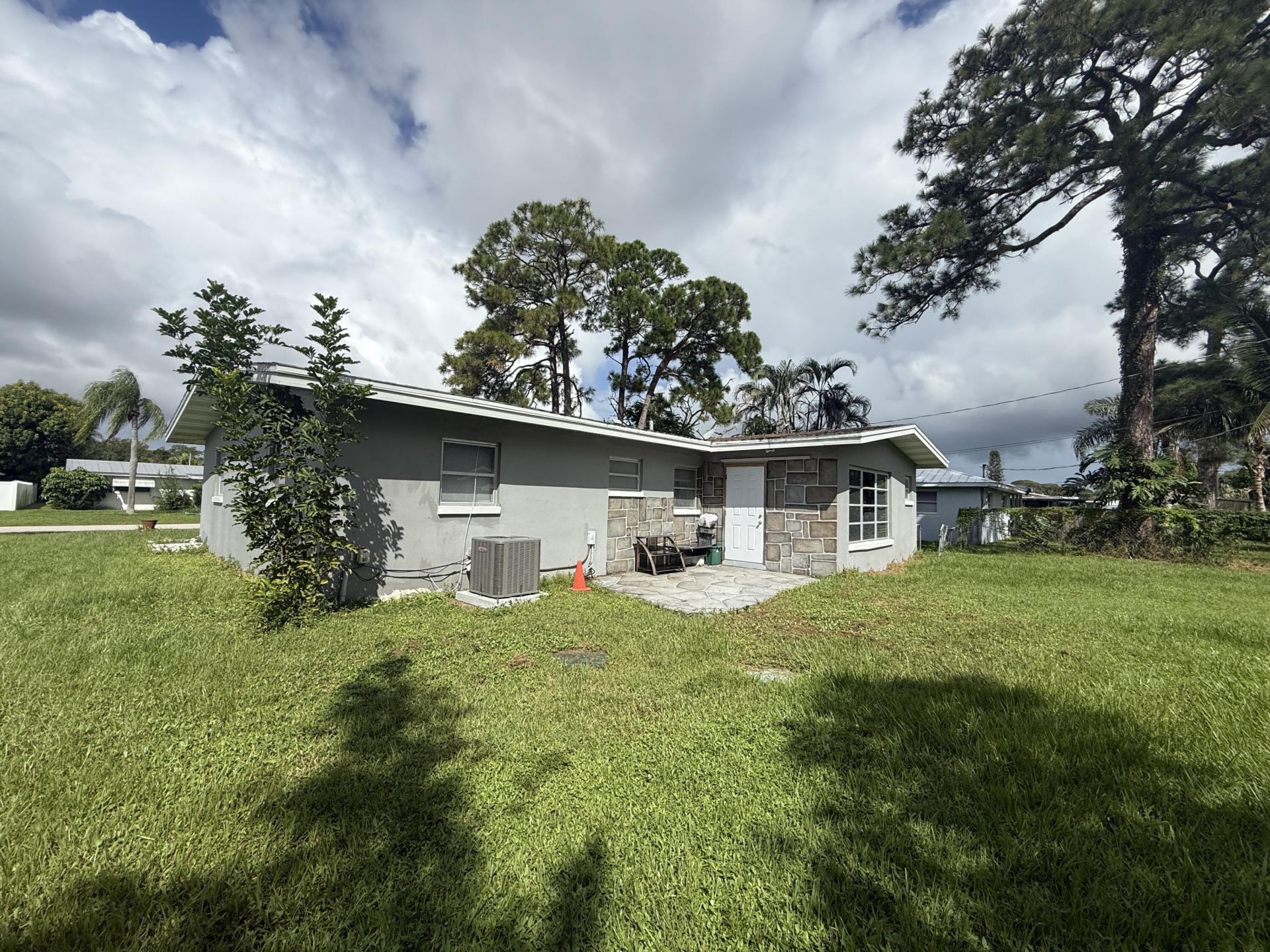 407 Willows Avenue, Port Saint Lucie, FL 34952 Photo