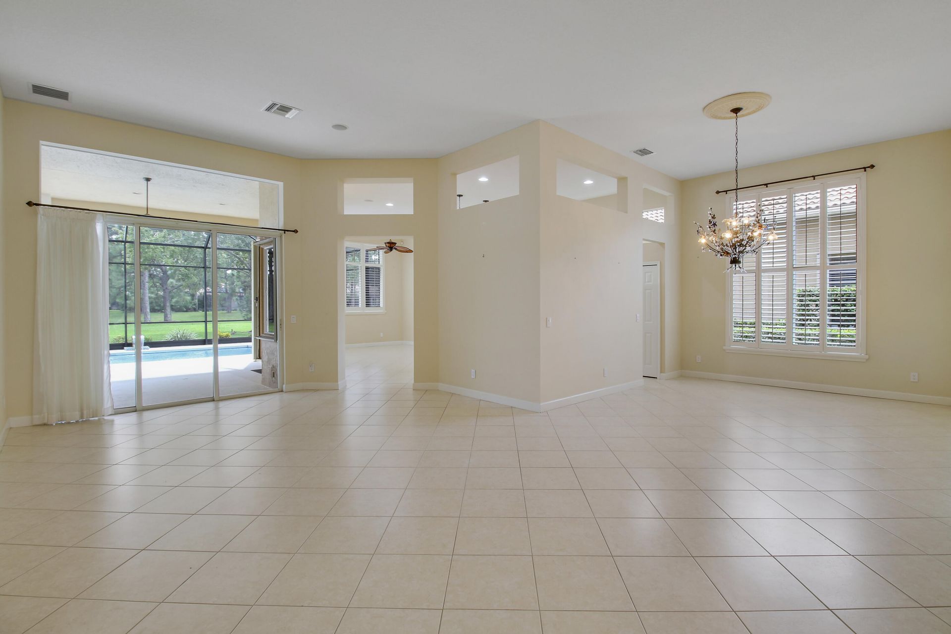 7603 Greenbrier Circle, Port Saint Lucie, FL 34986 Photo