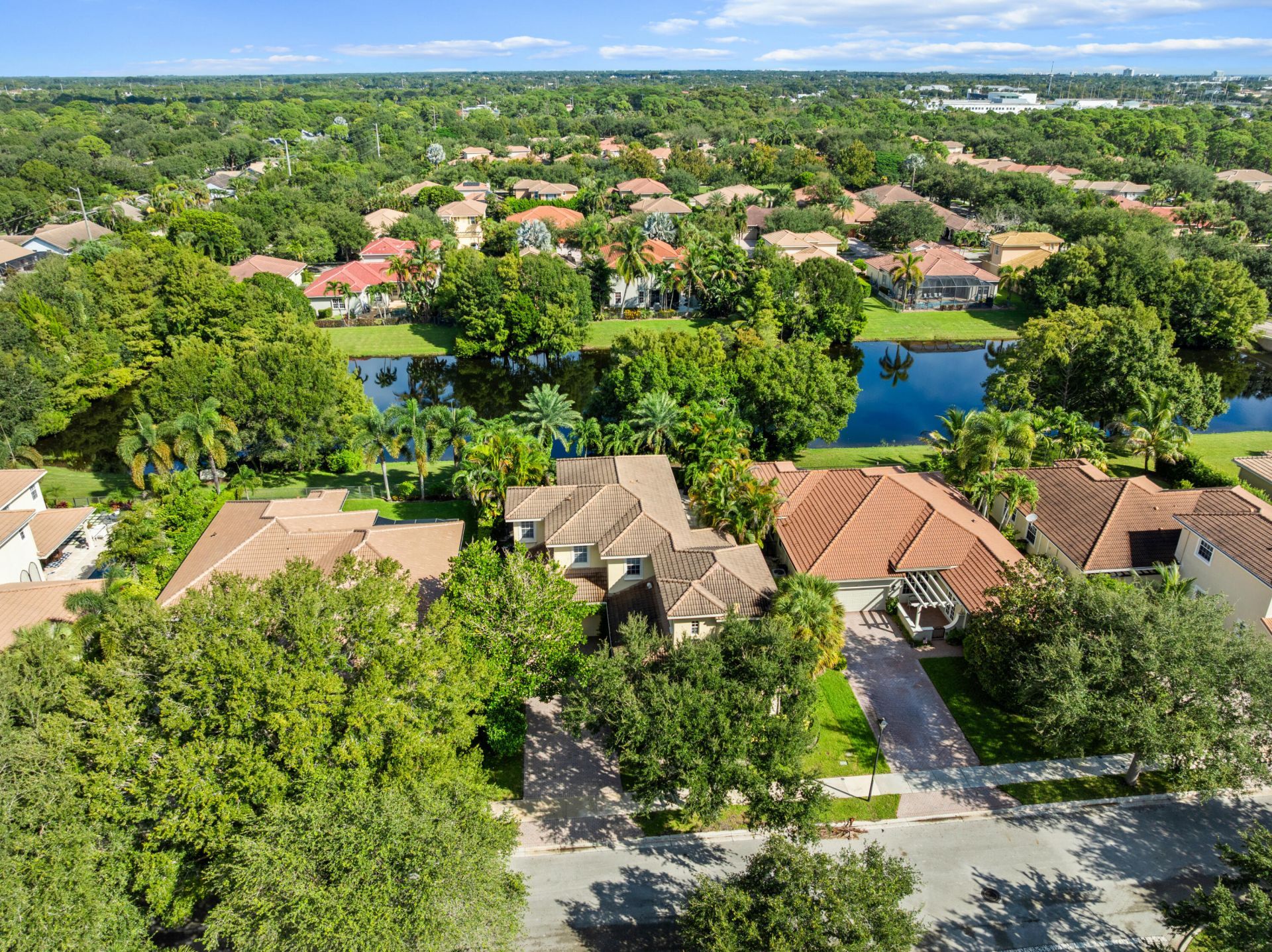 182 Via Veracruz, Jupiter, FL 33458 Photo
