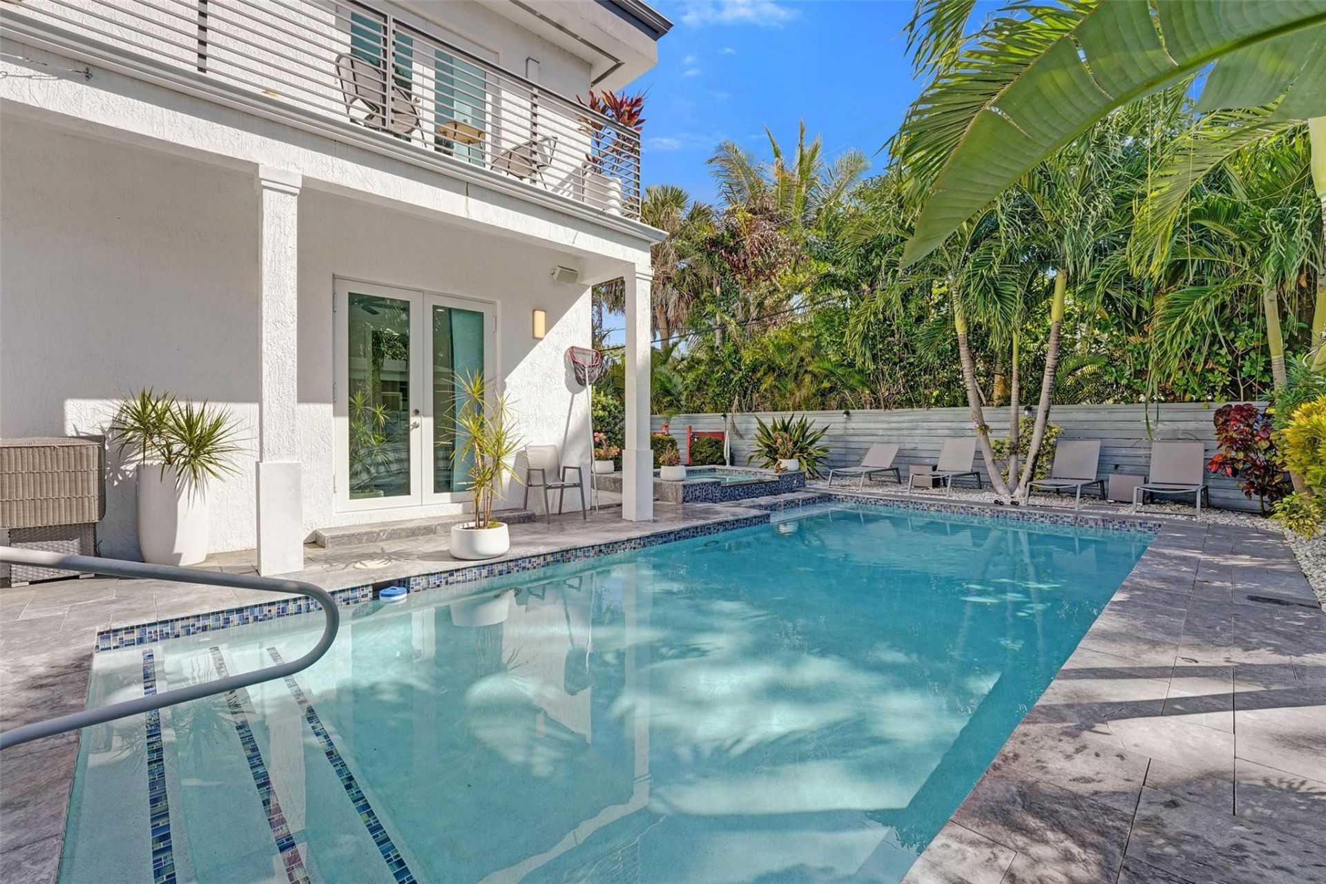 2502 NE 6th Avenue, Wilton Manors, FL 33305 Photo