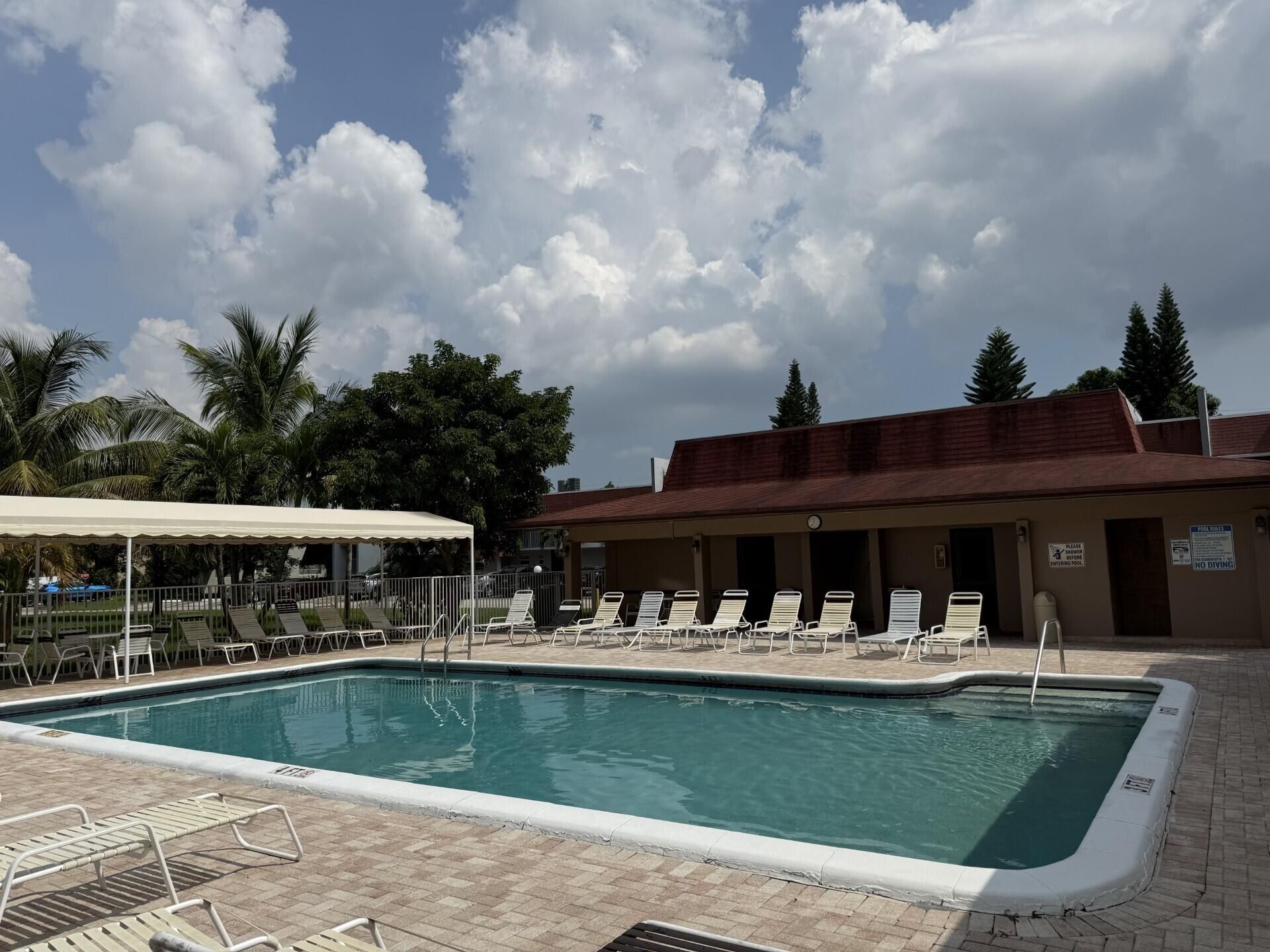 2991 NW 46th Avenue, Unit 207, Lauderdale Lakes, FL 33313 Photo