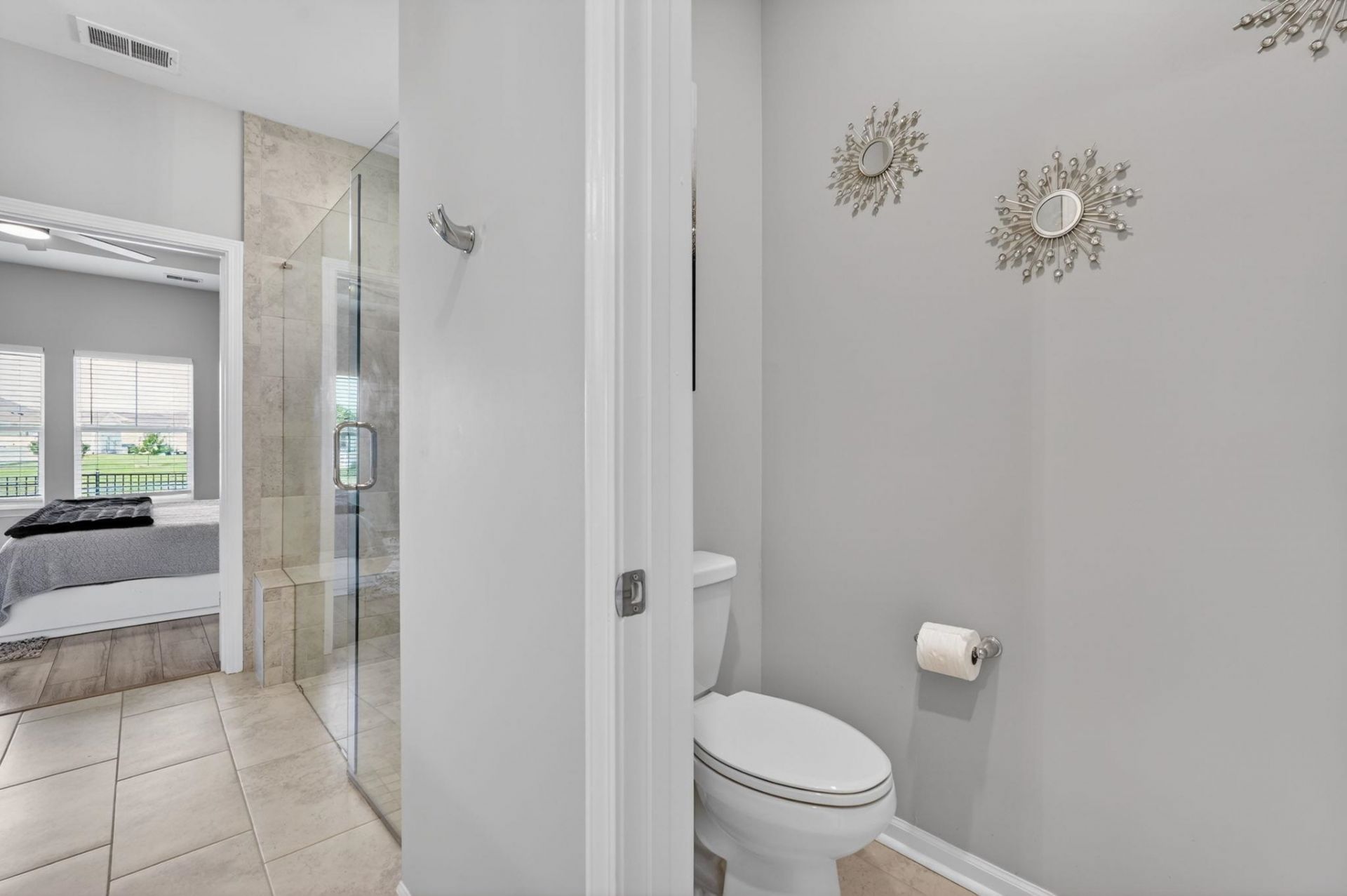3045 Sistine St. Photo 32