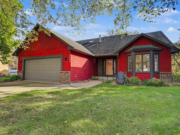 4587 River Bend Place , Savage, MN 55378