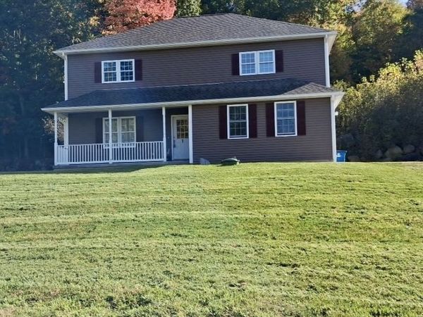 1 Heritage Ln, Monson, MA 01057