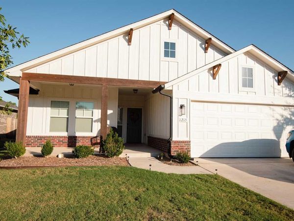 1215 Martin Street, Stillwater, OK 74074
