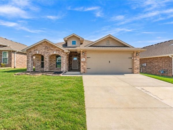 5904 Sherman Street , Bentonville, AR 72713