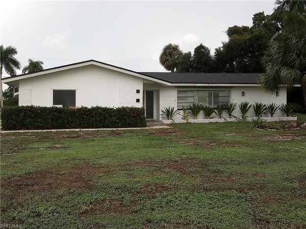 10300 McGregor BLVD, FORT MYERS, FL 33919