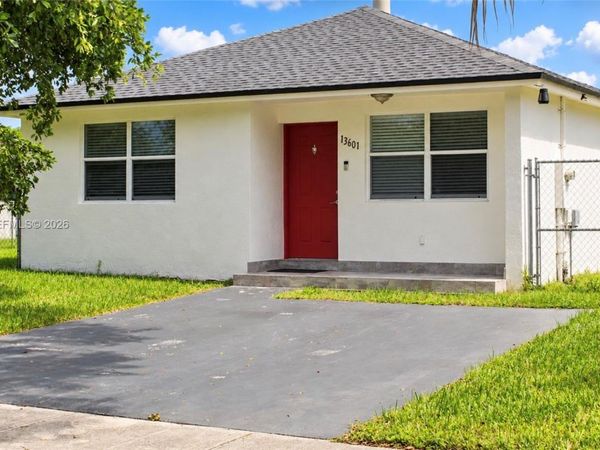13601 Harrison St , Miami, FL 33176
