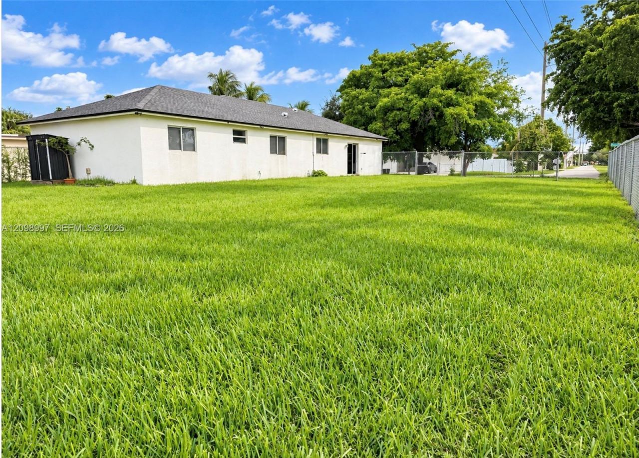 13601 Harrison St , Miami, FL 33176 Photo
