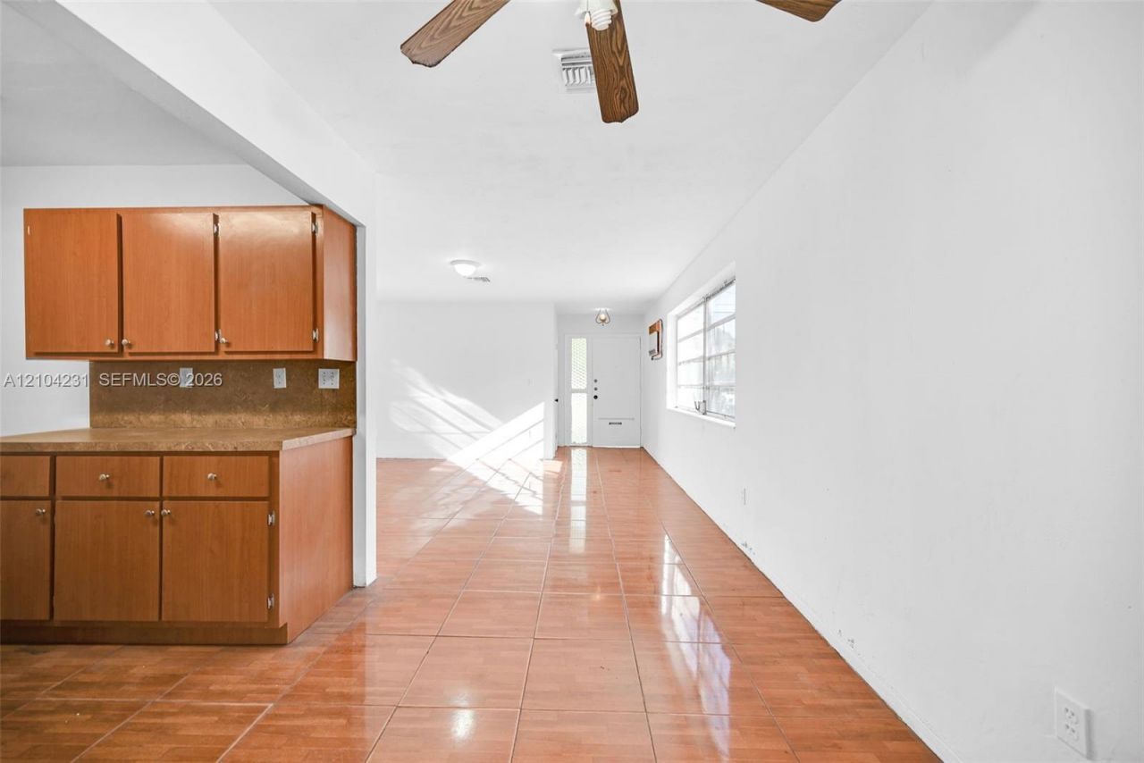 1170 NW 120th St , North Miami, FL 33168 Photo