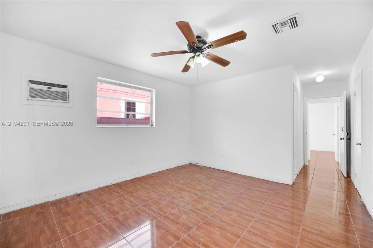 1170 NW 120th St , North Miami, FL 33168 Photo