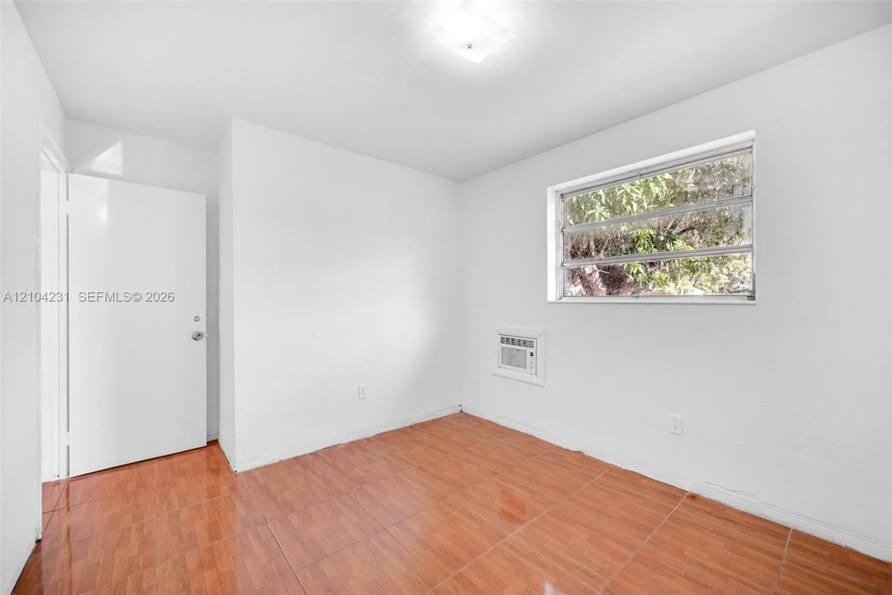 1170 NW 120th St , North Miami, FL 33168 Photo