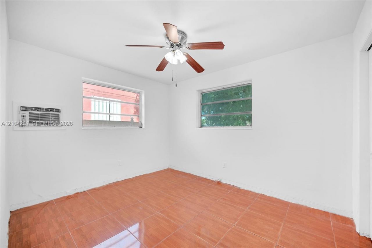 1170 NW 120th St , North Miami, FL 33168 Photo