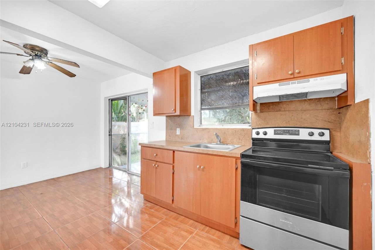 1170 NW 120th St , North Miami, FL 33168 Photo