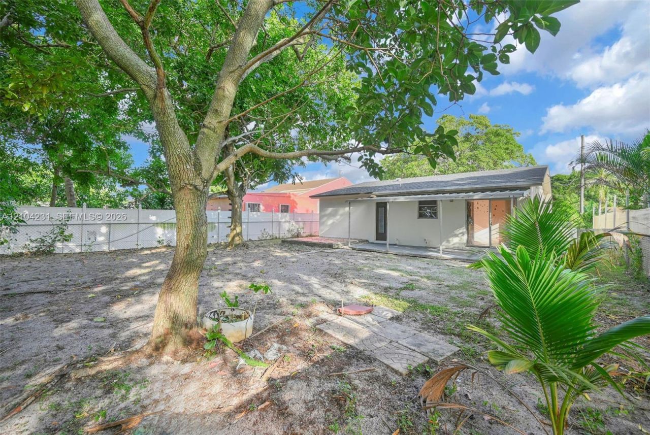 1170 NW 120th St , North Miami, FL 33168 Photo