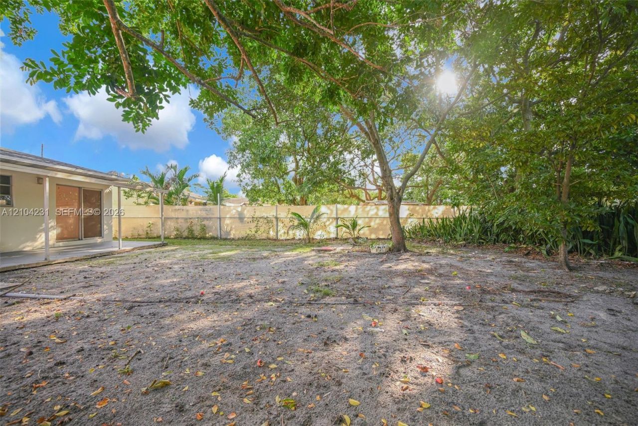 1170 NW 120th St , North Miami, FL 33168 Photo