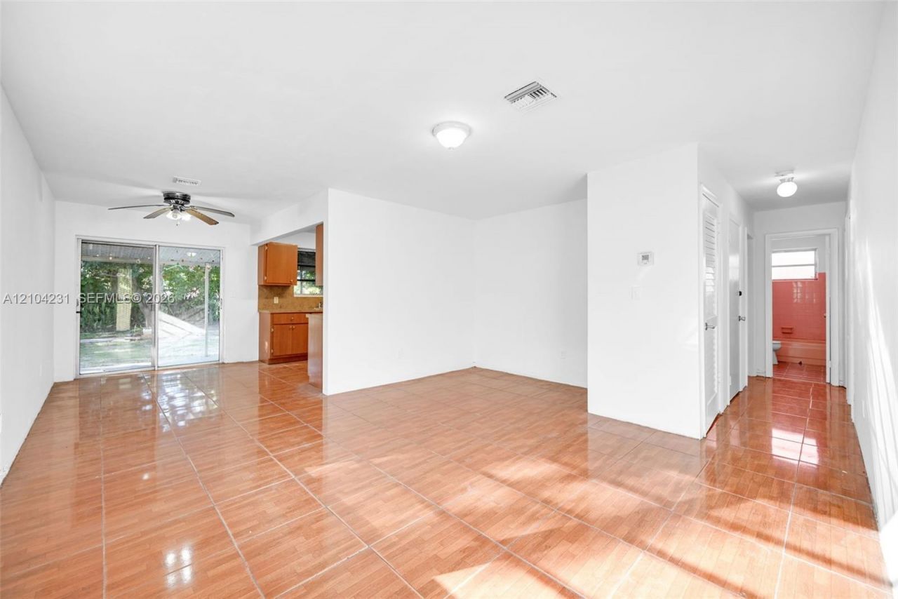 1170 NW 120th St , North Miami, FL 33168 Photo