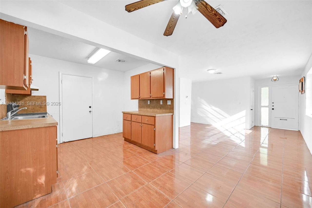 1170 NW 120th St , North Miami, FL 33168 Photo