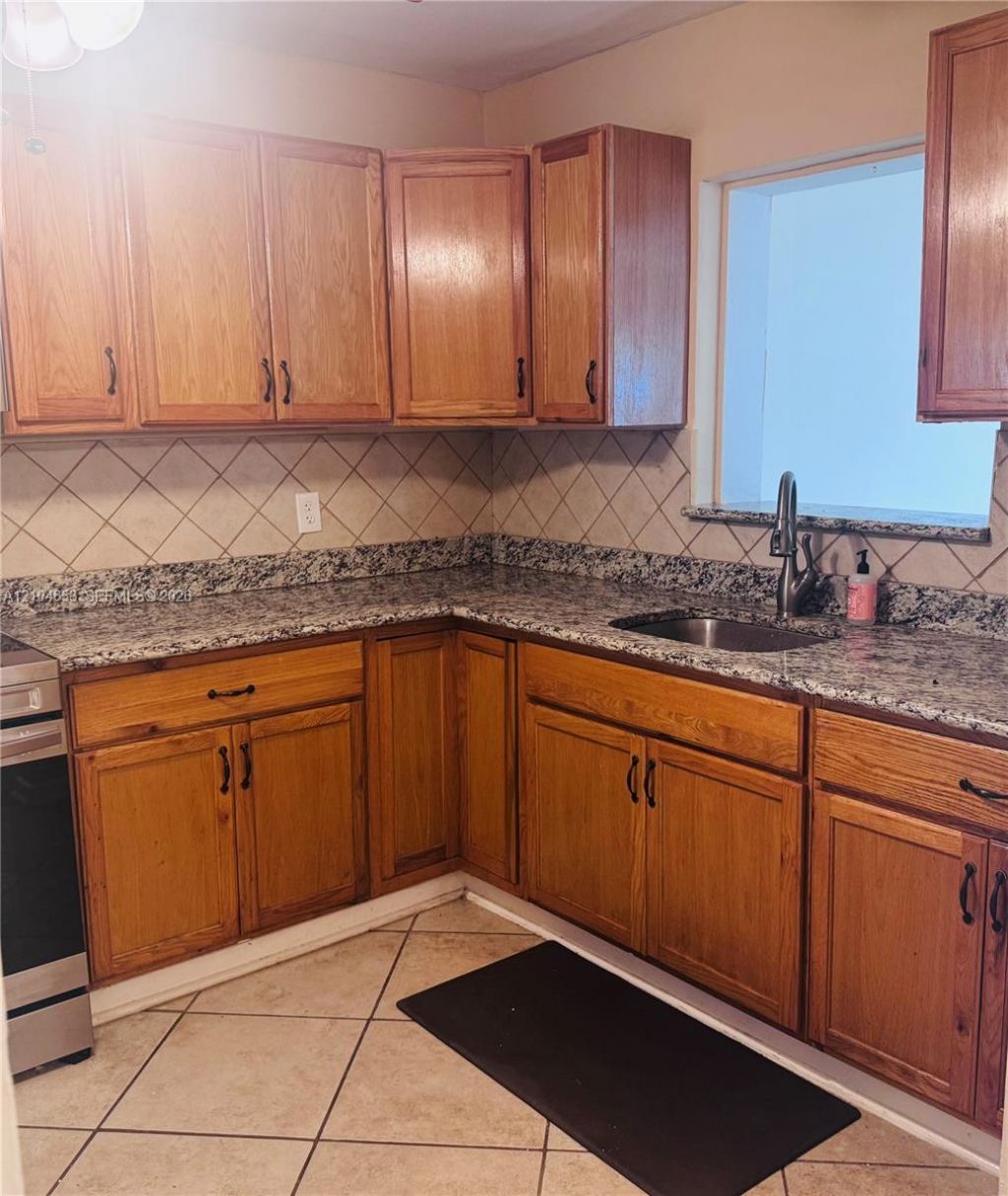 1530 N 17th Ave N , Lake Worth, FL 33460 Photo