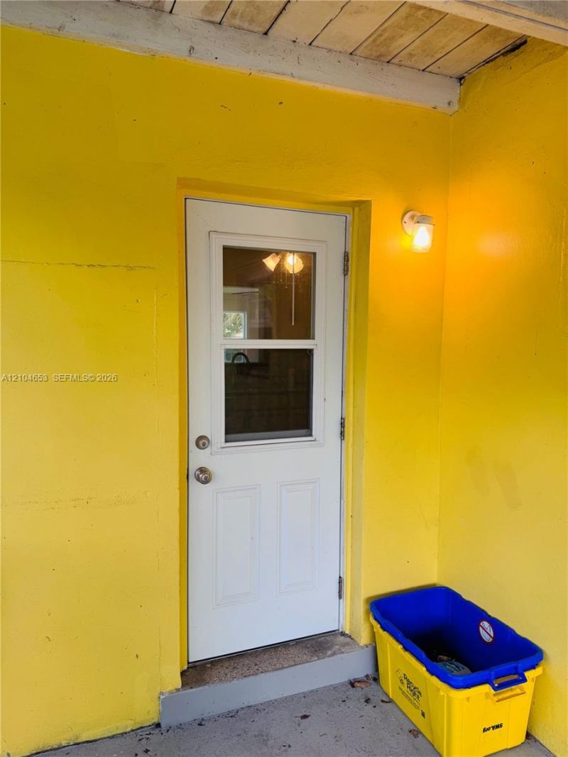 1530 N 17th Ave N , Lake Worth, FL 33460 Photo