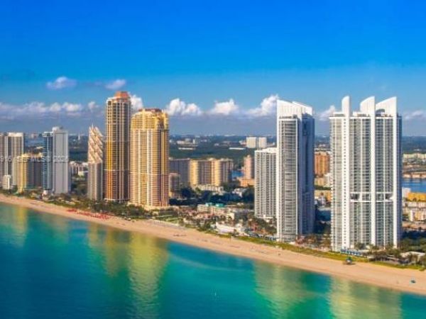 17021 N Bay Rd , Unit 428, Sunny Isles Beach, FL 33160